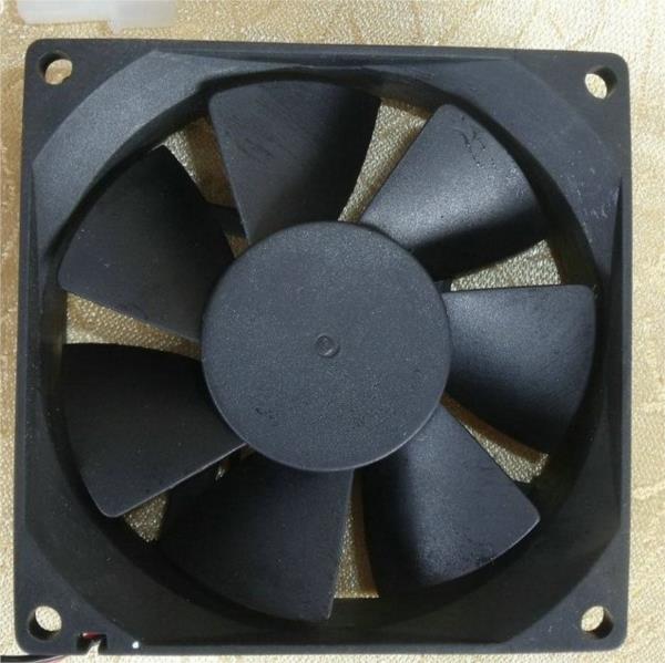 Quạt thông gió tản nhiệt 150x150mm